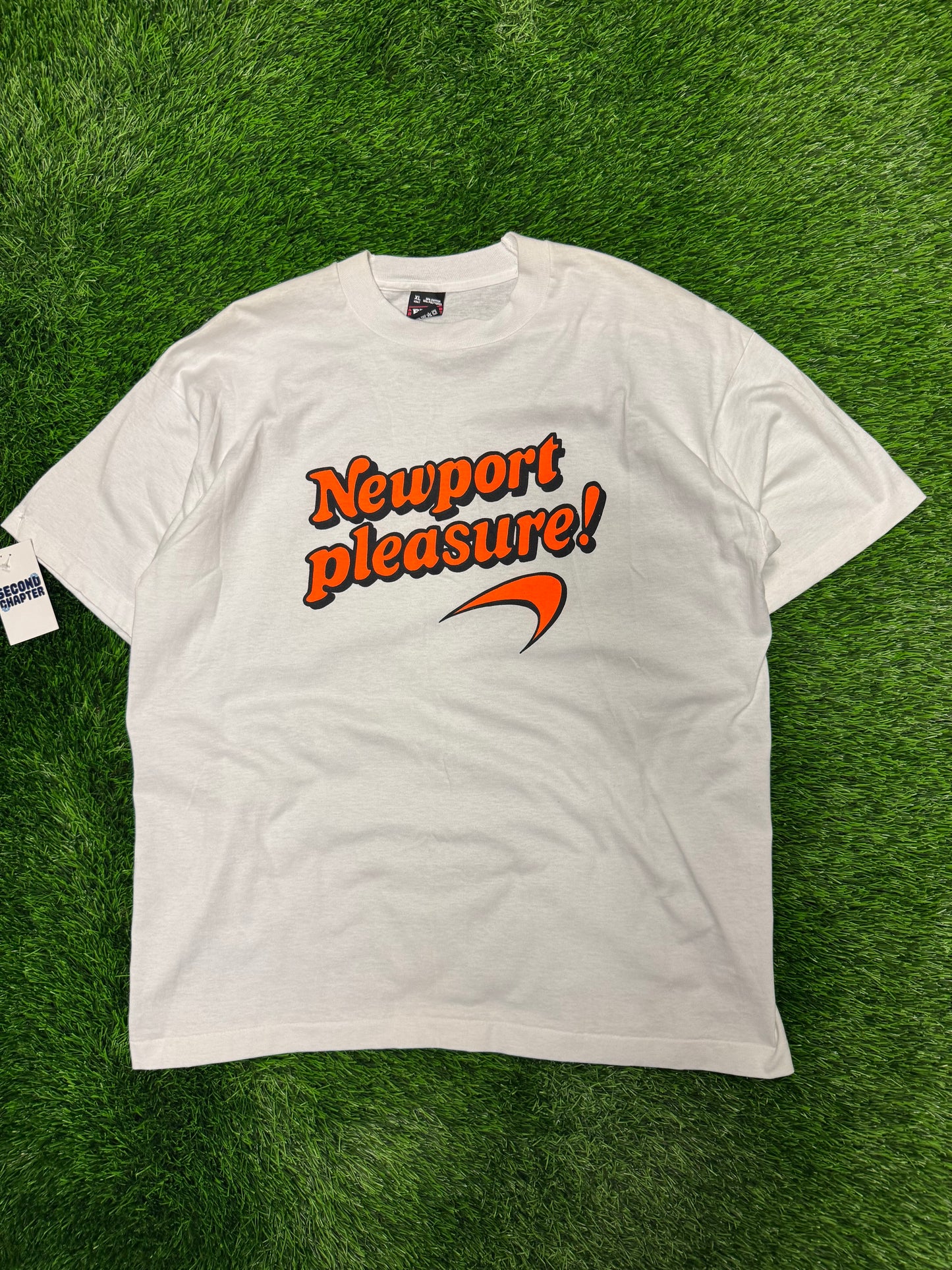 80s Newport Pleasure! Vintage Cigarettes Tee (XL)