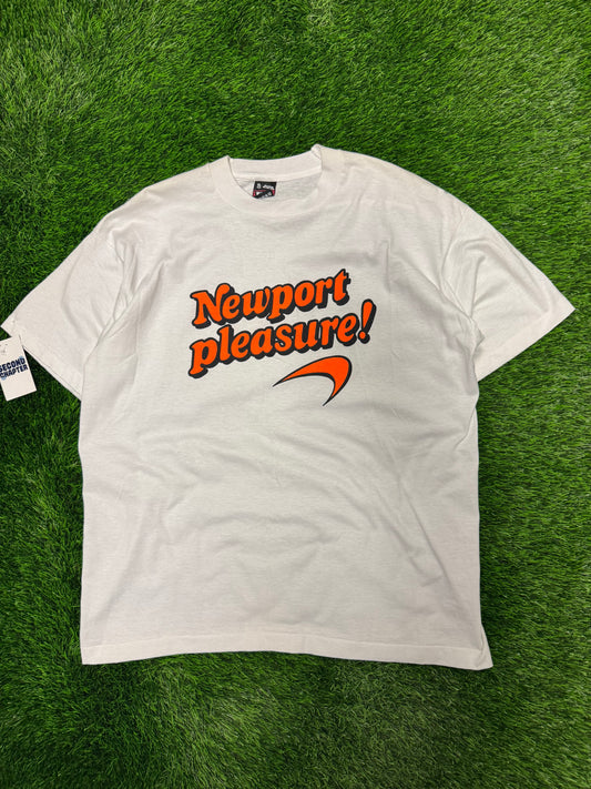 80s Newport Pleasure! Vintage Cigarettes Tee (XL)