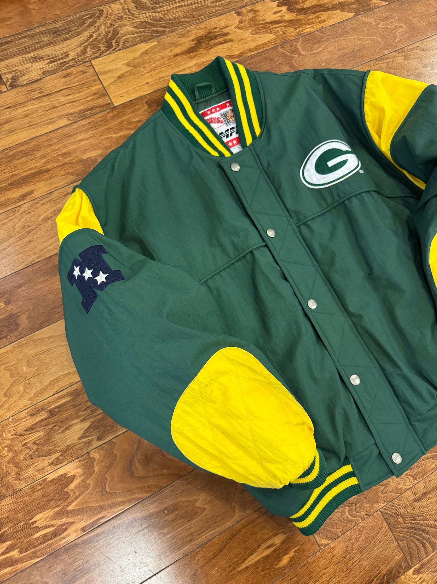 90s Green Bay Packers Nutmeg Puffer Jacket (M)