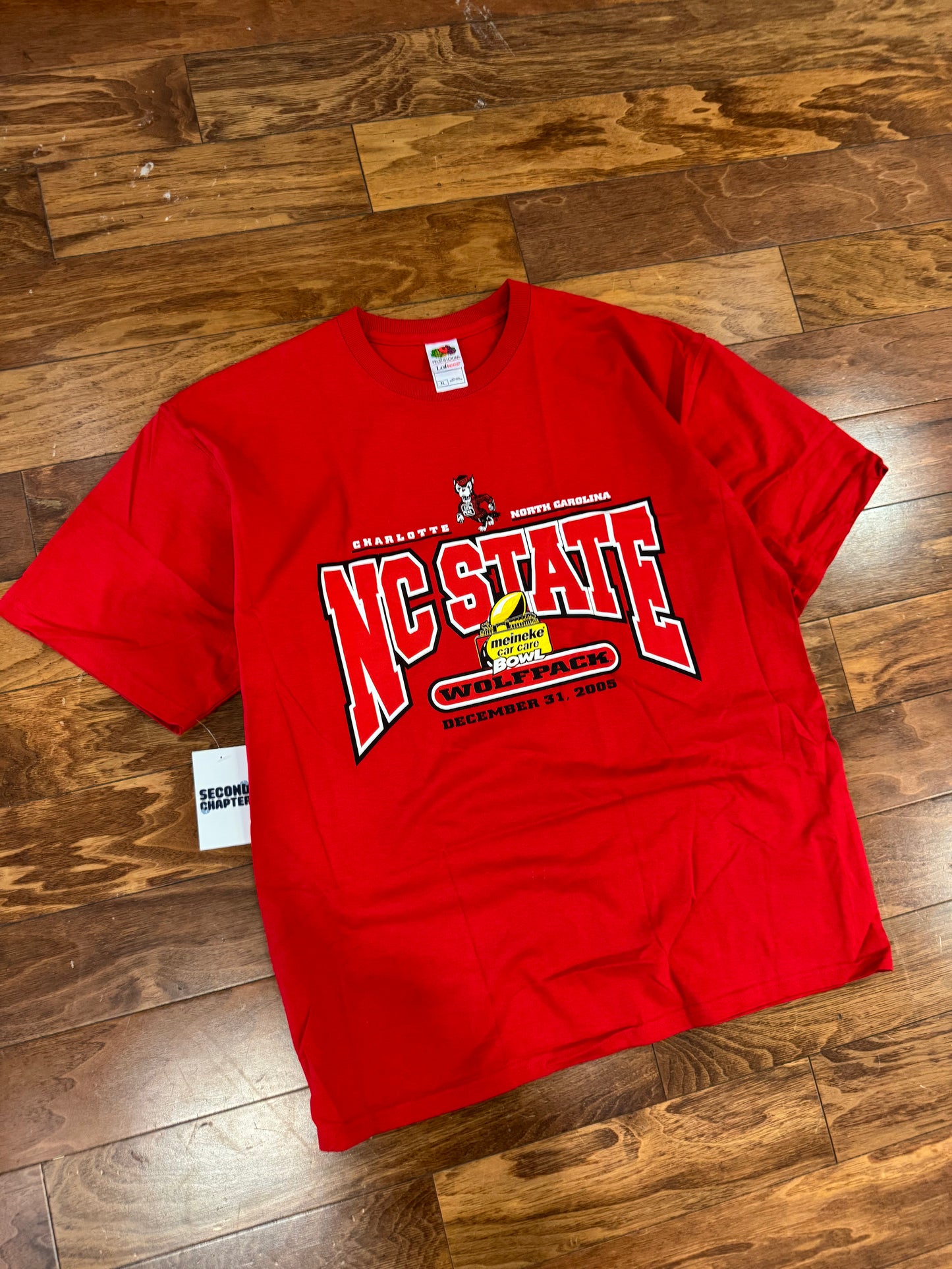 2005 NC State Meineke Bowl Graphic Tee (XL)