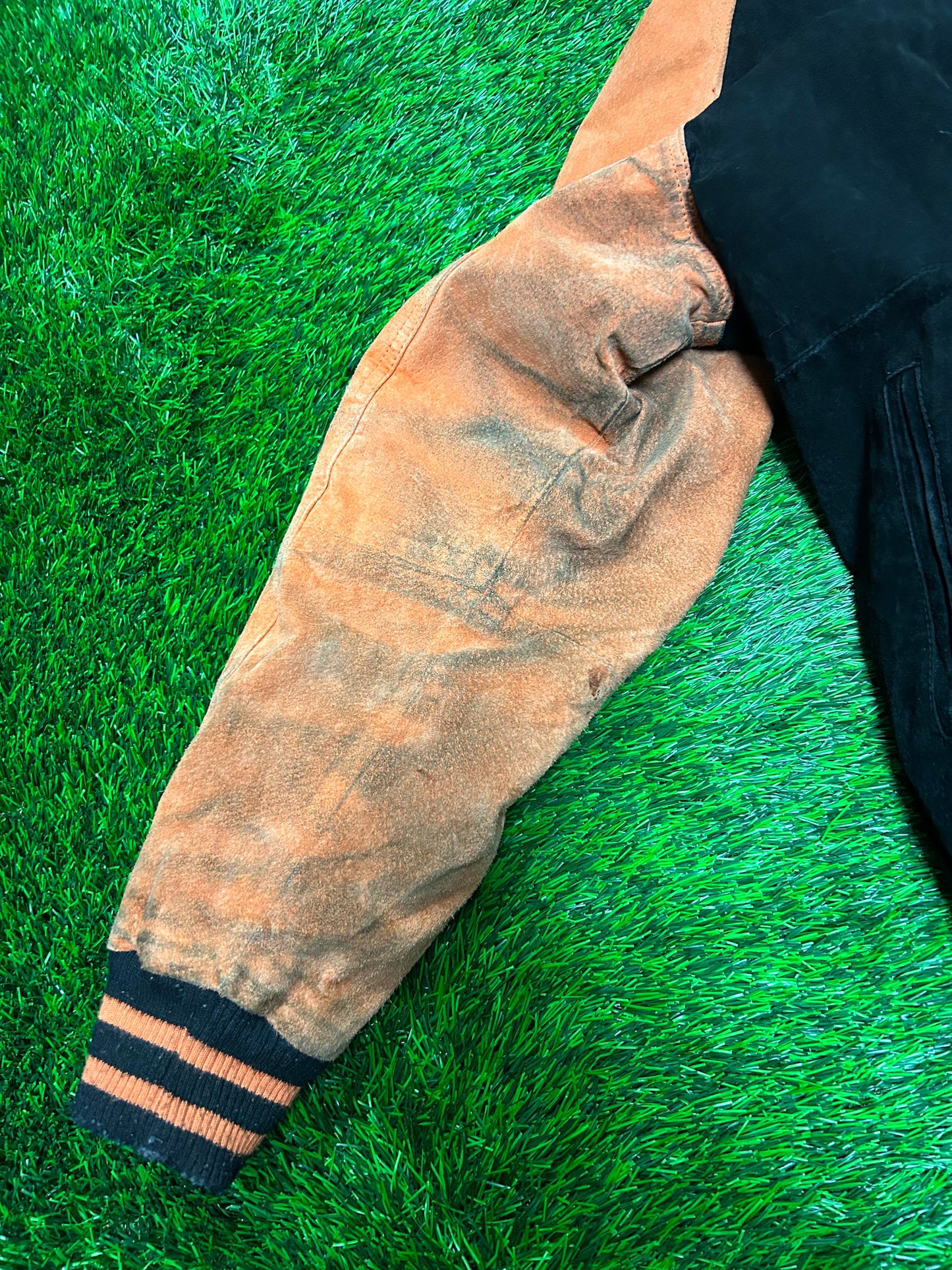 00s Philadelphia Flyers Vintage Suede Stained NHL Jacket (L)