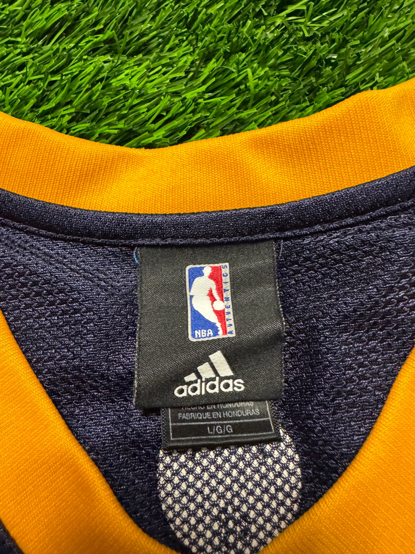 00s Denver Nuggets Allen Iverson Vintage Adidas NBA Jersey (L)