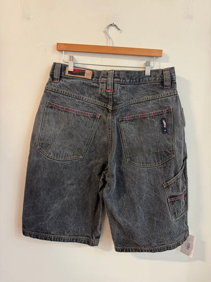 00s Esco Duns Baggy Black Shorts (34)