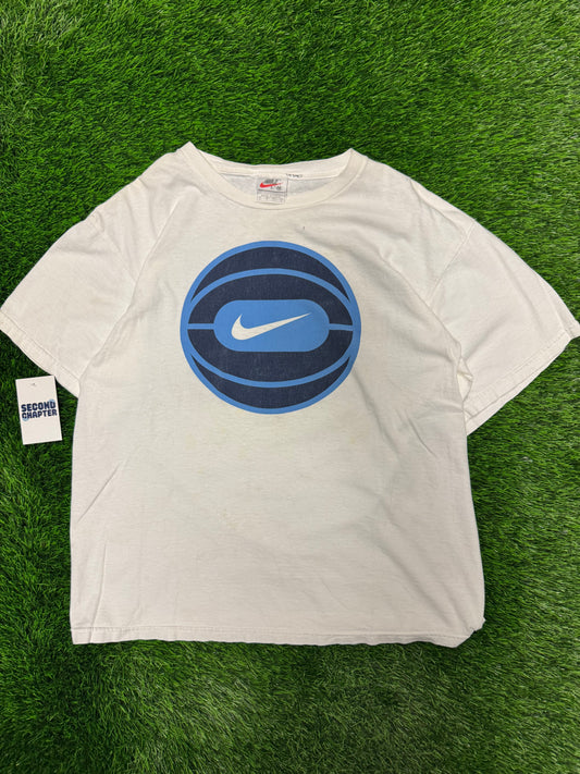 90s Team Nike UNC Colorway Basketball Center Swoosh Boxy Tee (M)