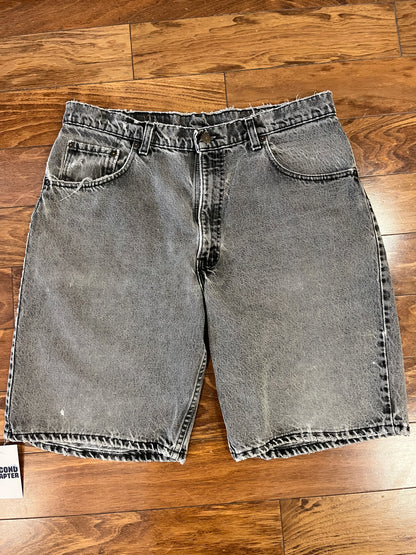 90s Levi's 560 Faded Black Jean Shorts (37)