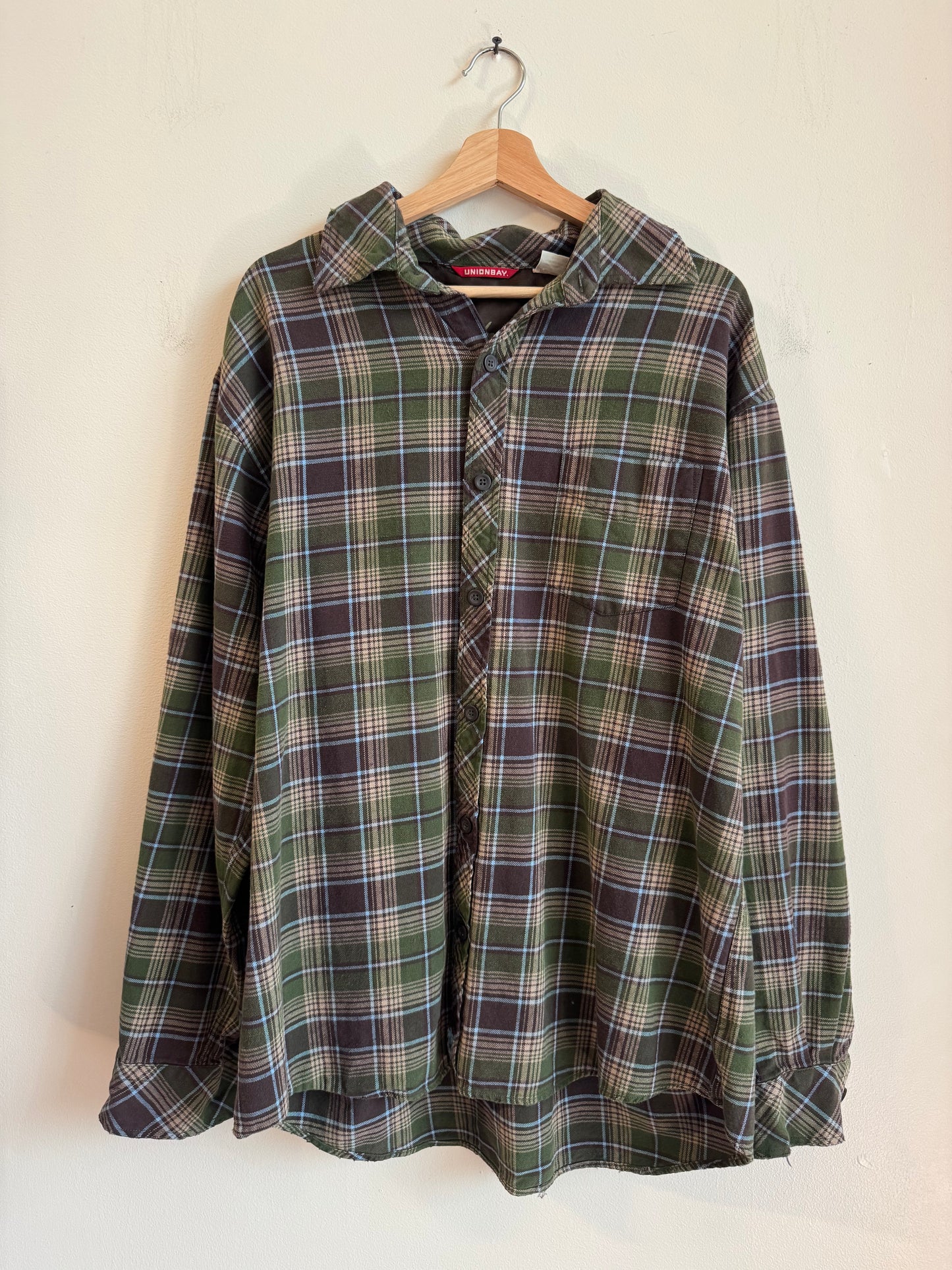 00s Union Bay Essential Earth Toned Green Flannel (XL)