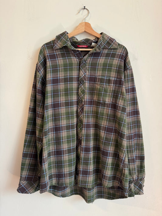 00s Union Bay Essential Earth Toned Green Flannel (XL)