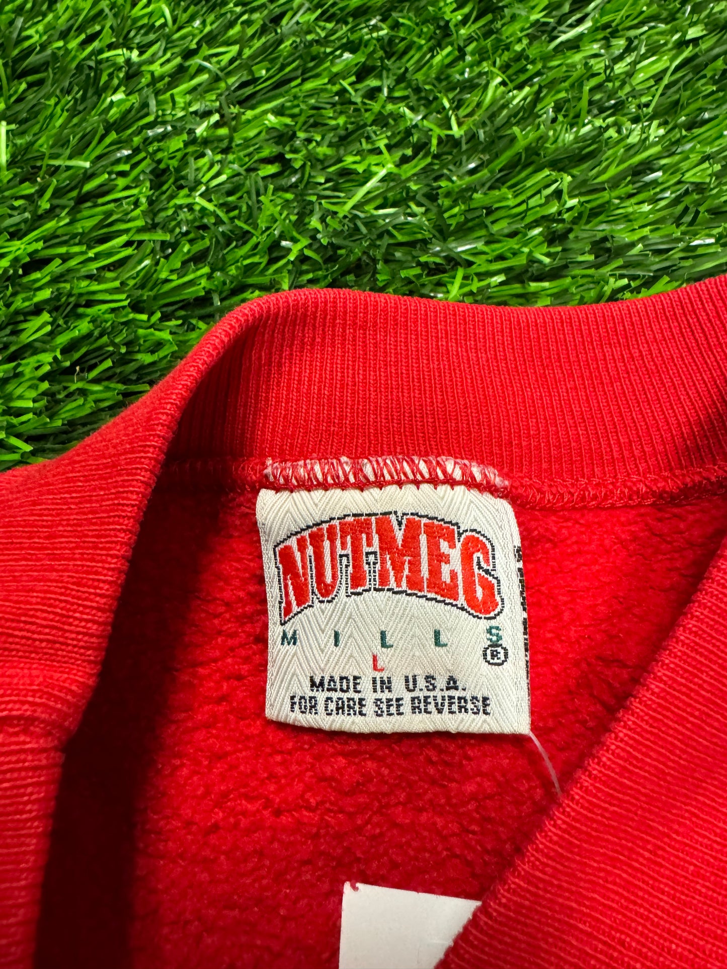 90s Chicago Bulls  Embroidered Logo Nutmeg Vintage Crewneck (L)