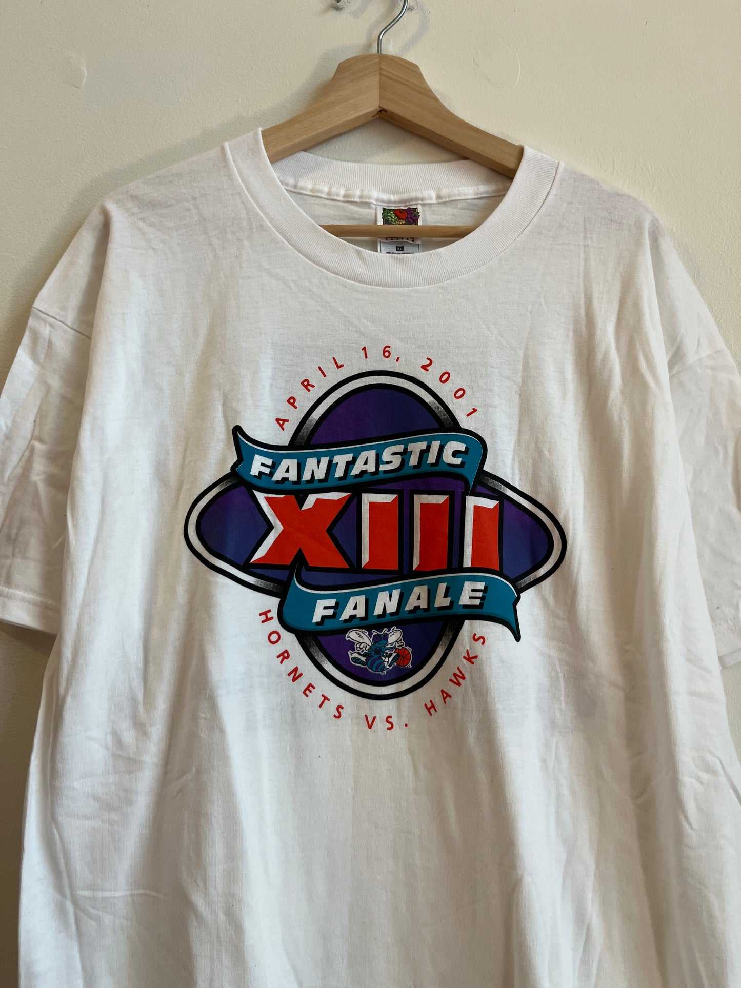 2001 Charlotte Hornets vs Atlanta Hawks Fantastic Fanale XIII Tee (XL)