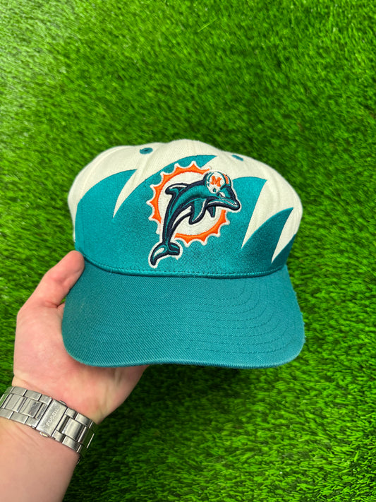 2010s Miami Dolphins Shark Tooth Fitted Hat (7 3/8)