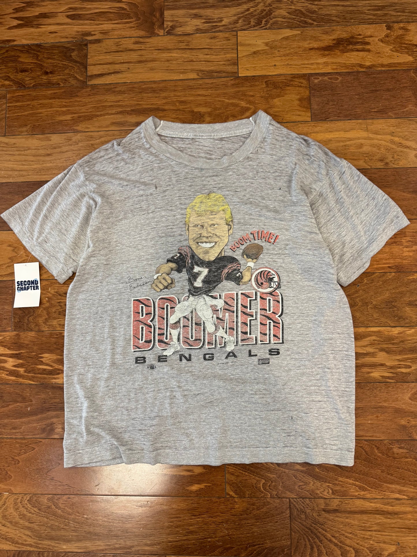 80s Cincinnati Bengals Boomer Esiason Caricature NFL Tee (XL)