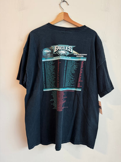 2004 Philadelphia Eagles Helmet Roster Tee (XXL)