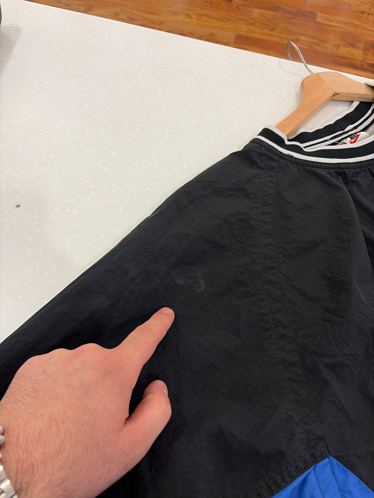 90s Nike Center Swoosh Black & Blue Windbreaker (XL)