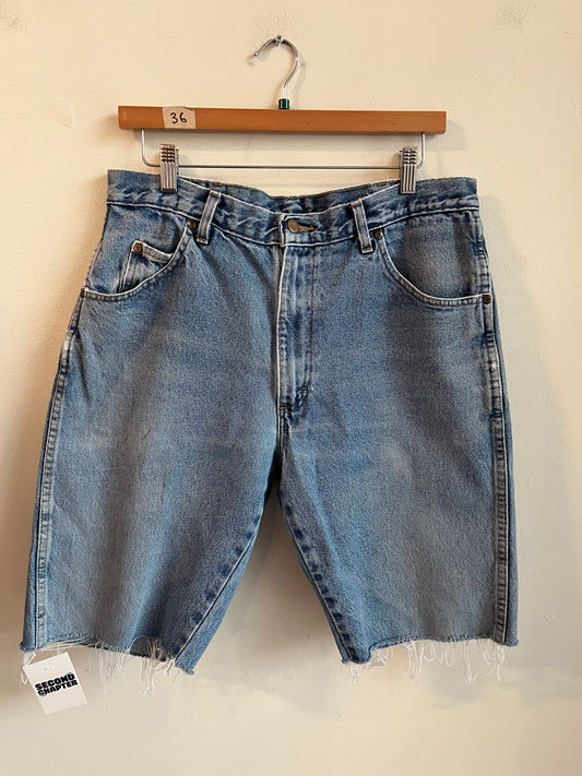 00s Wrangler Light Wash Shorts (36)