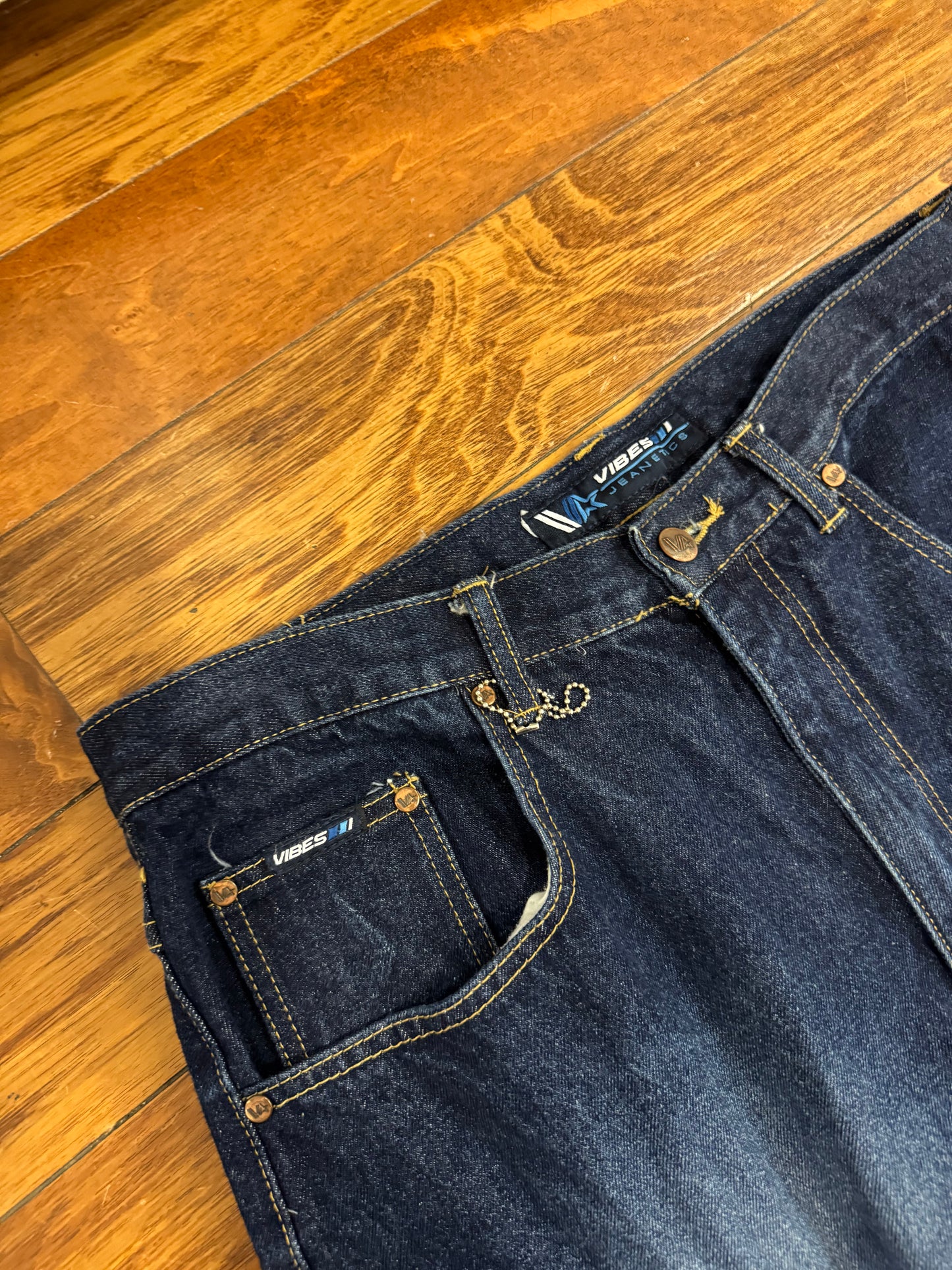 00s Vibes Baggy Dark Blue Jeans (36 x 30)