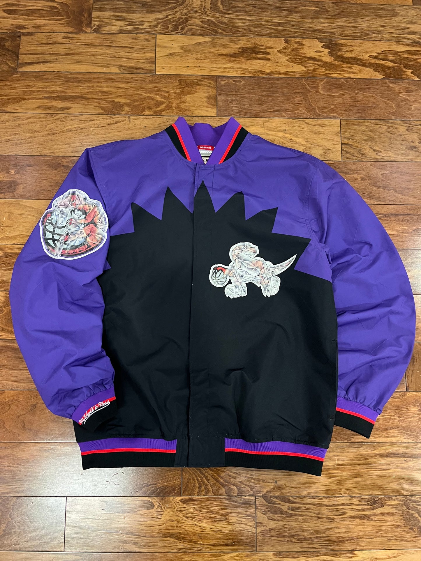 Toronto Raptors Mitchell & Ness Deadstock Jacket (L)