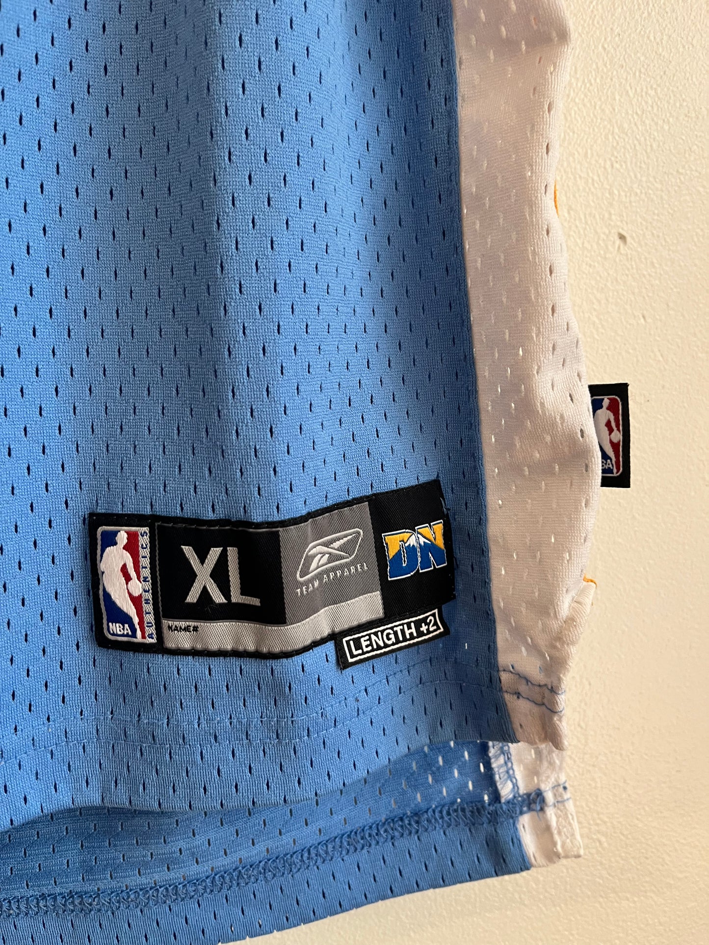 2000s Denver Nuggets Carmelo Anthony Youth Jersey (YXL)