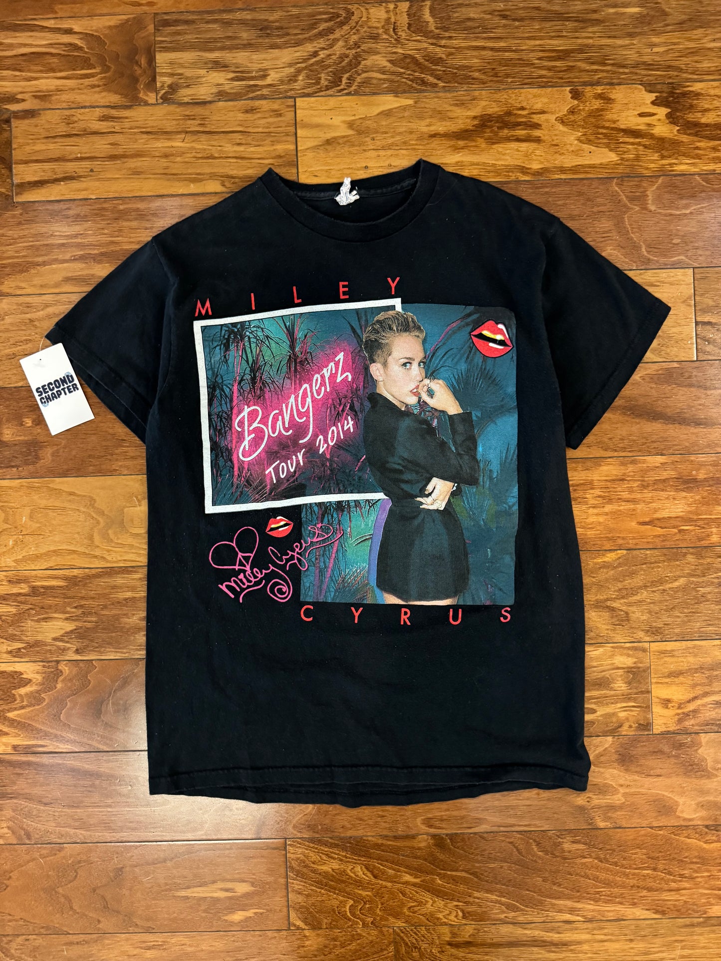 2014 Miley Cyrus Bangerz Music Tour Tee (M)