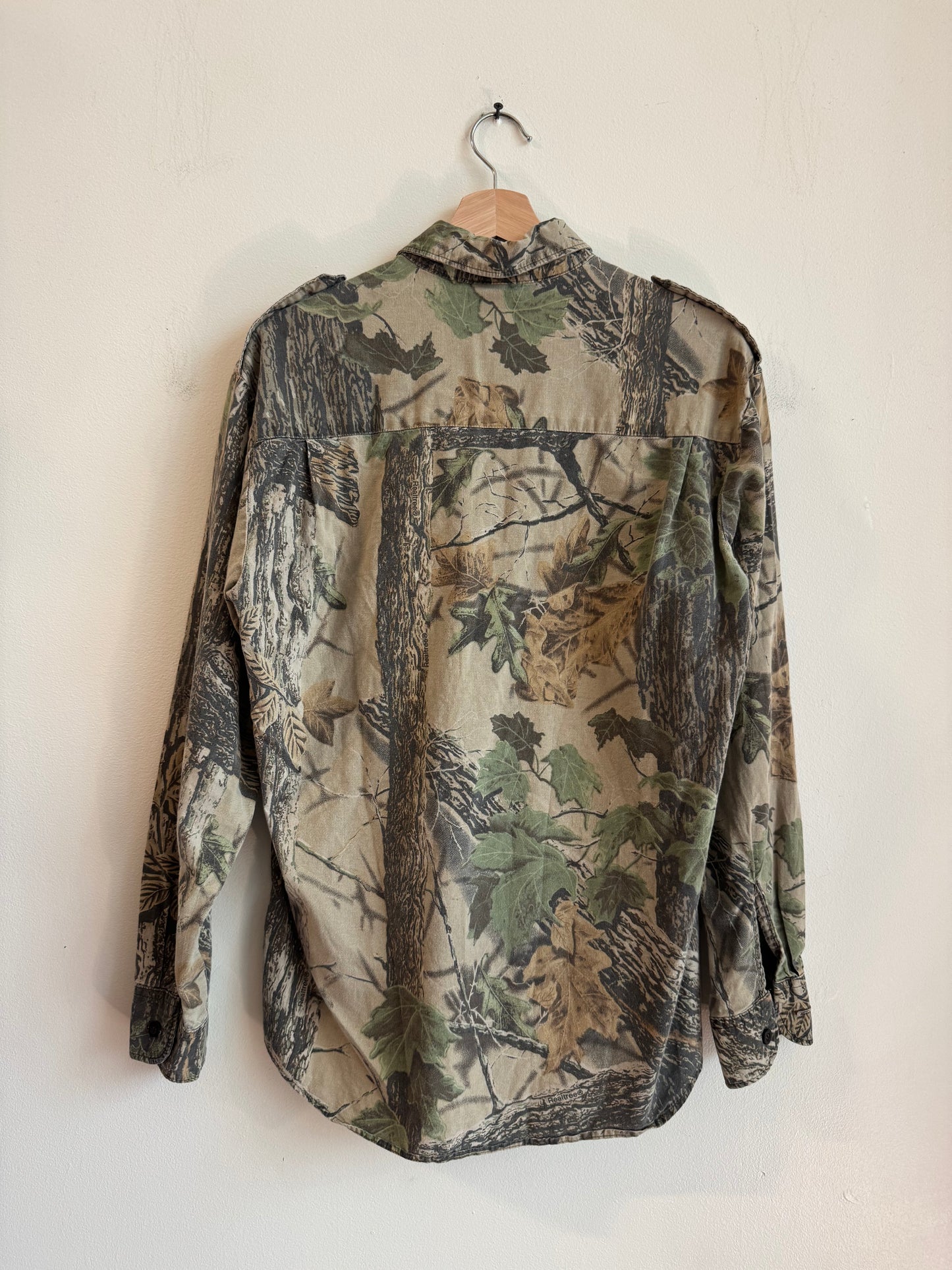 90s Realtree Camo Sports Field Button Up Flannel (M)