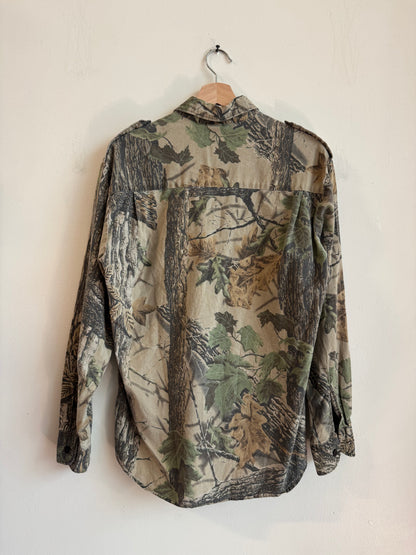 90s Realtree Camo Sports Field Button Up Flannel (M)