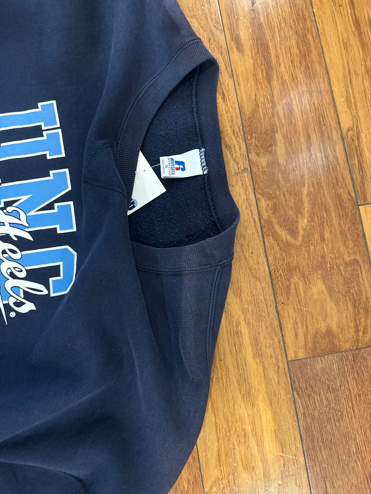90s UNC Tar Heels Vintage Russell Crewneck (XL)