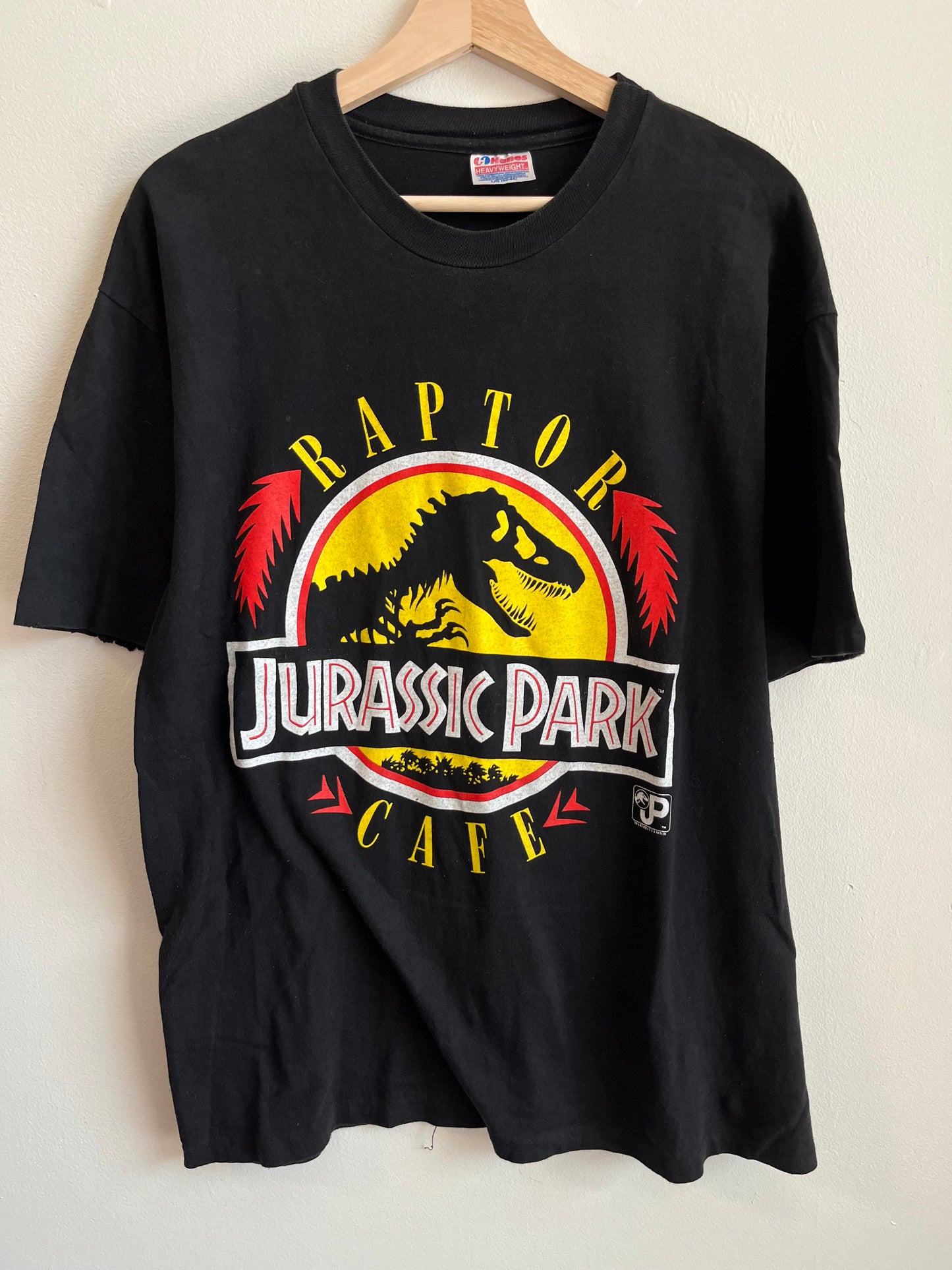 1993 Jurassic Park Raptor Cafe Distressed Tee (L)