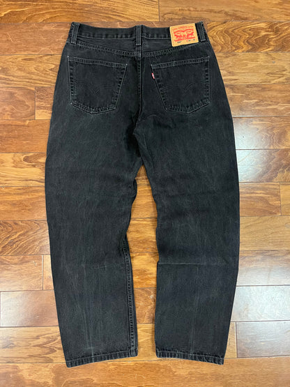 2010s Levi's 550 Black Jeans (34 x 32)