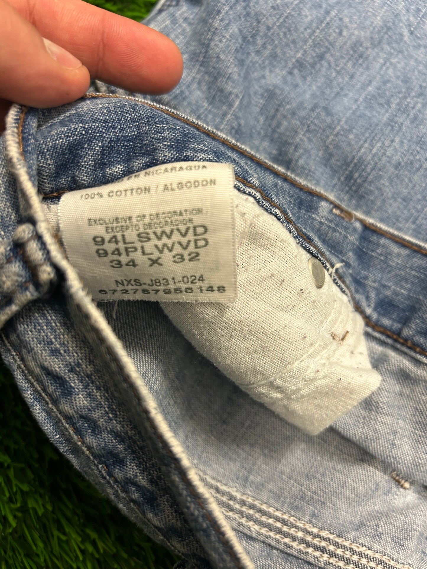 00s Wrangler Workwear Carpenter Frayed Cut Shorts (34)