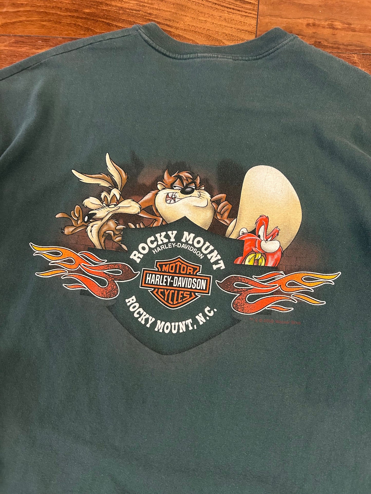 2002 Harley Davidson Looney Tunes Bugs Bunny Tee (XL)