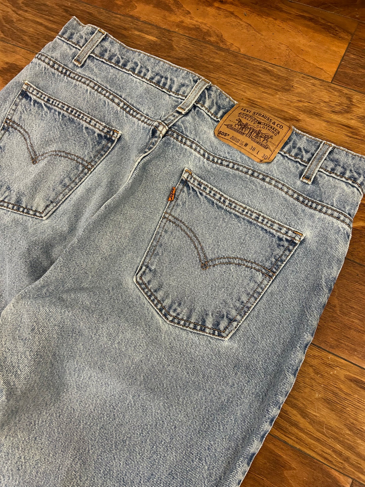 1997 Levi's 505 Orange Tab Distressed Light Wash Jeans (36 x 30)