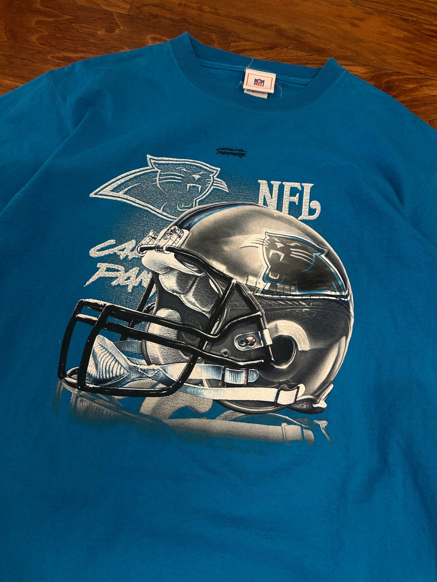 2006 Carolina Panthers NFL Helmet Tee (L)