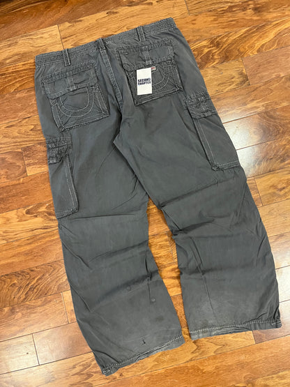 00s True Relgion Grey Cargo Pants (40x33)