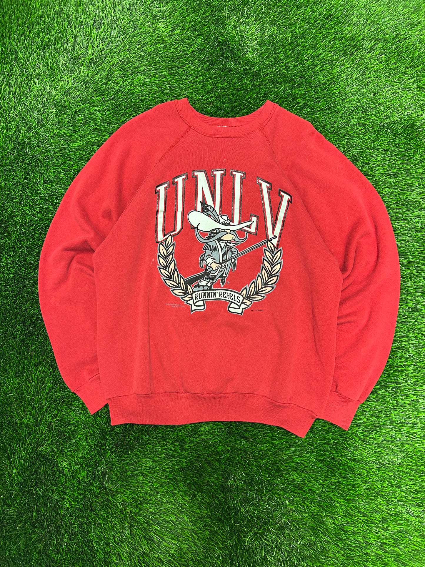 1990 University Of Nevada Las Vegas (UNLV) Mascot Vintage Graphic Crewneck (XL)