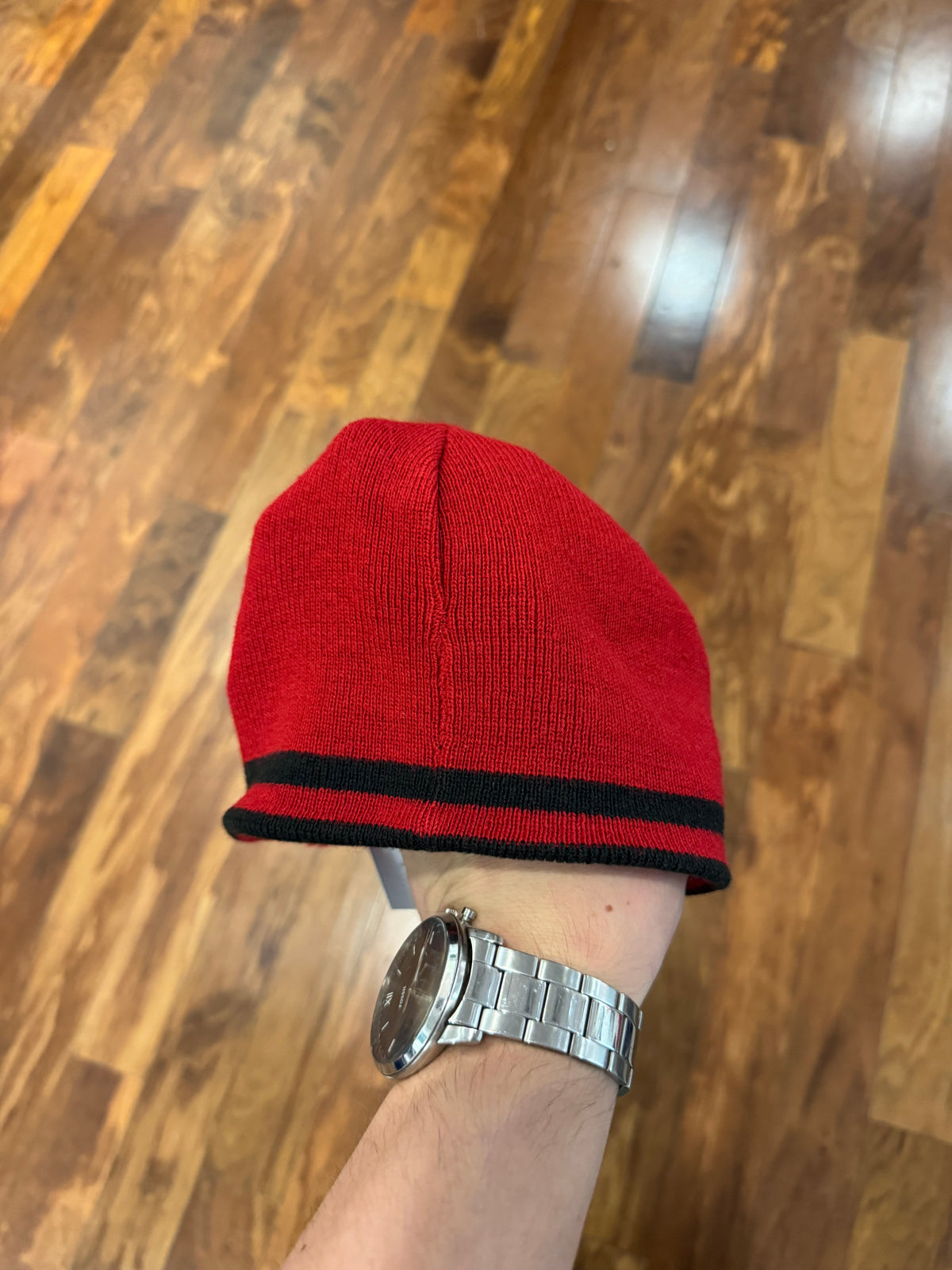 00s Nike Black/Red Center Swoosh Striped Reversible Beanie (Youth)