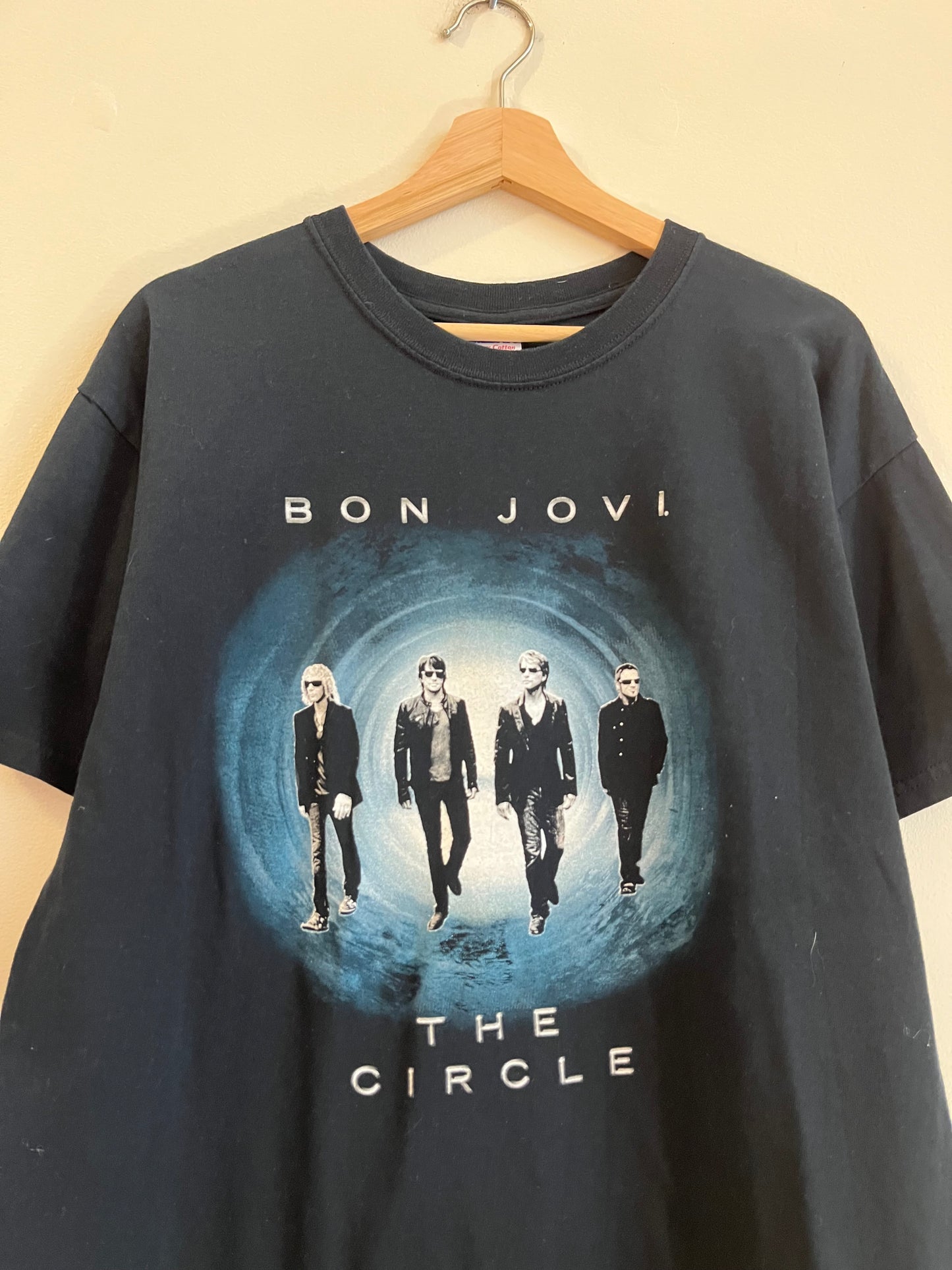 2010 Bon Jovi "The Circle" Music Tour Tee (L)