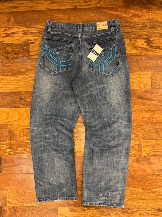 00s Coogi Distressed/Embroidered Blue Jeans (36 x 34)