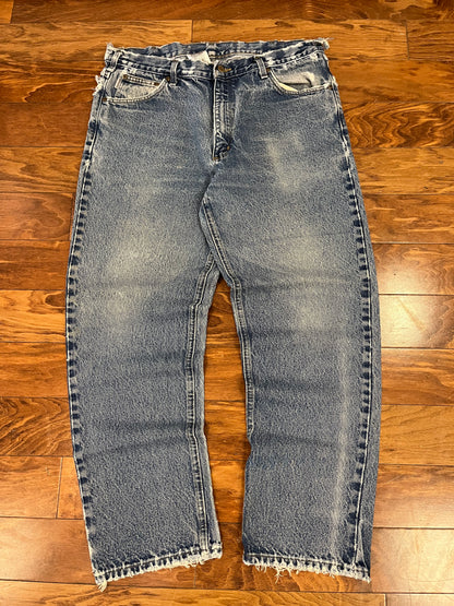 2008 Carhartt Distressed Blue Jeans (36 x 32)