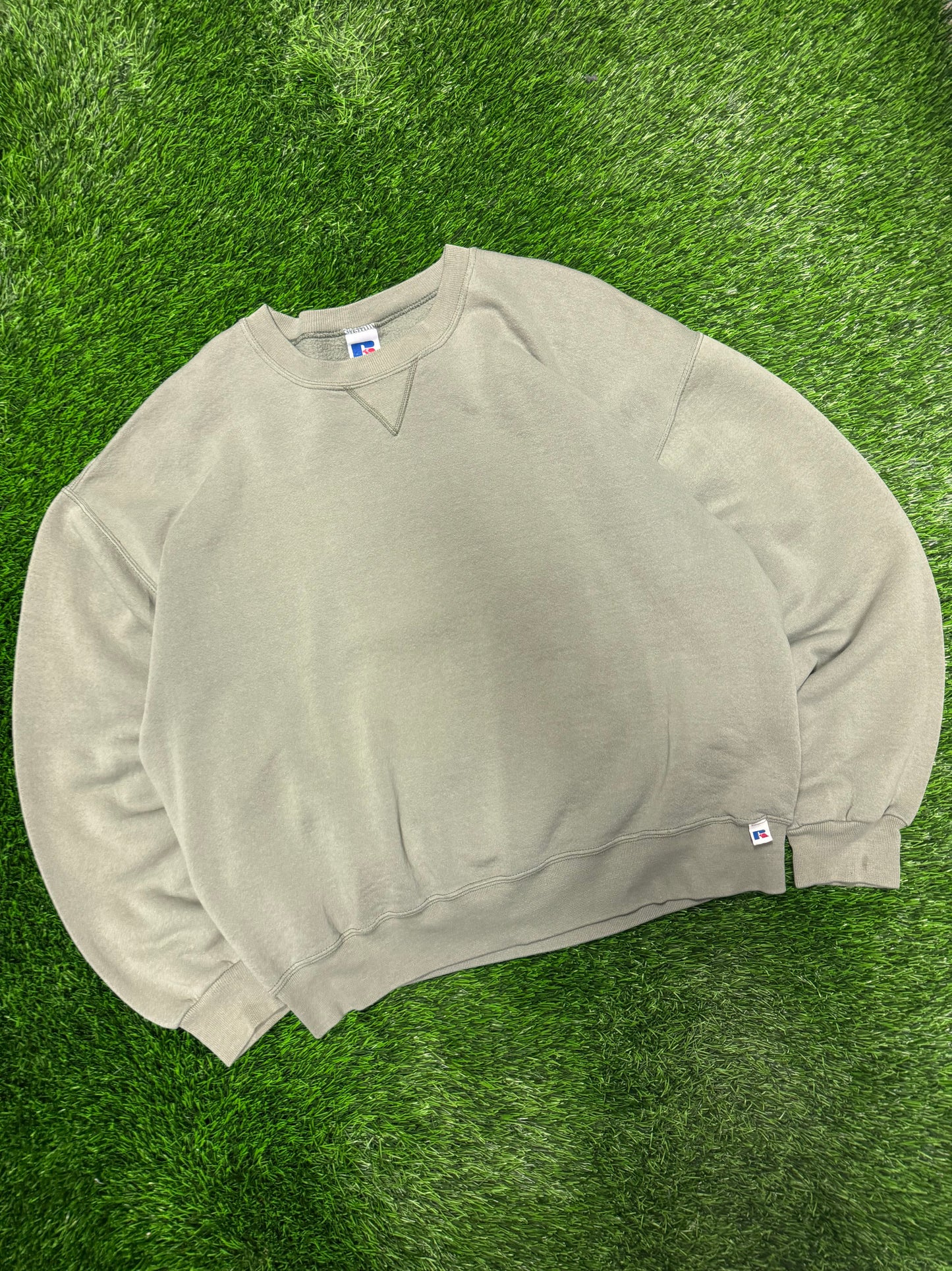 90s Russell Athletics Ivy Vintage Blank Crewneck (XL)