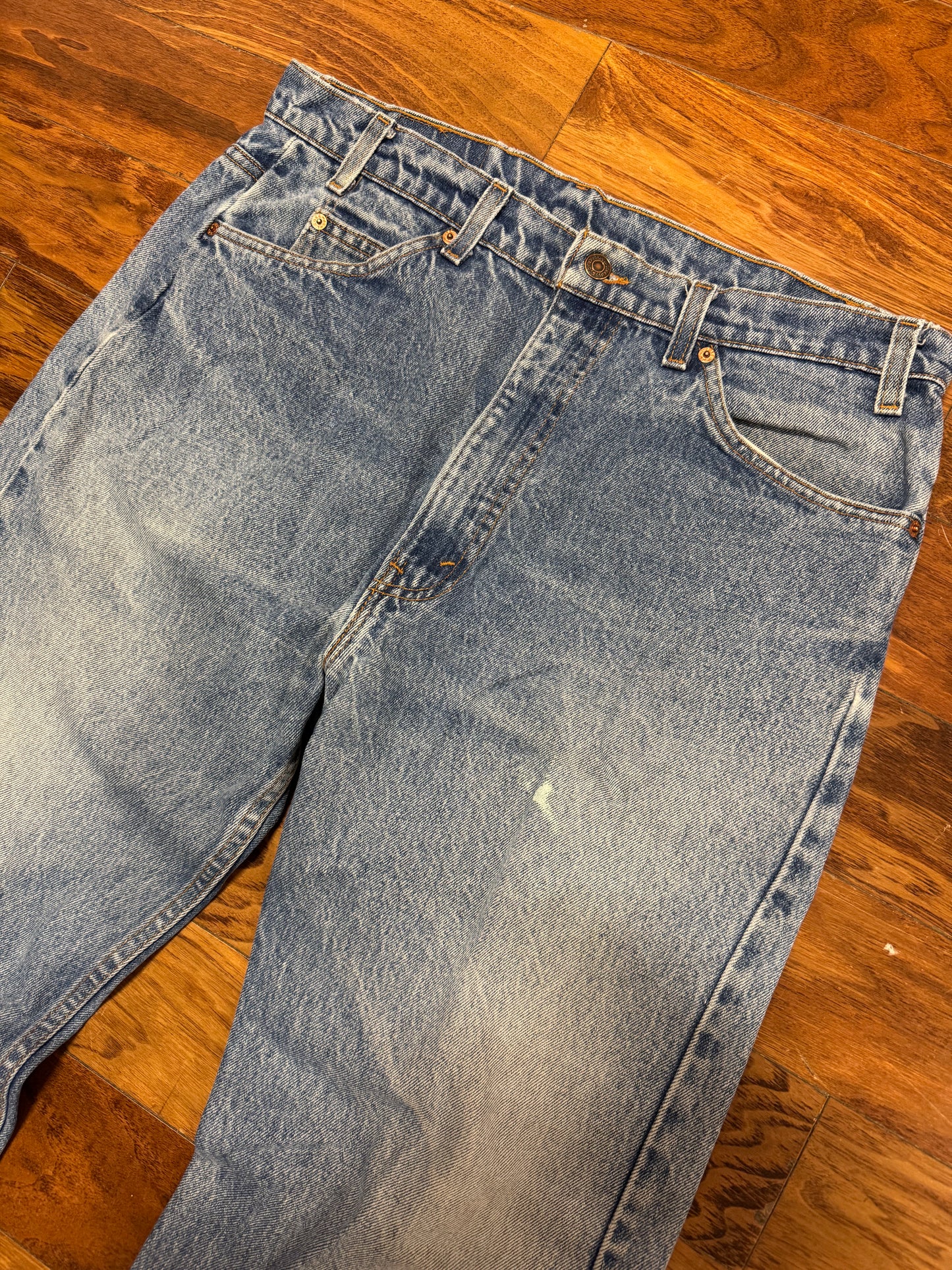 1998 Levi's Mid Wash Orange Tab Jean (36 x 32)