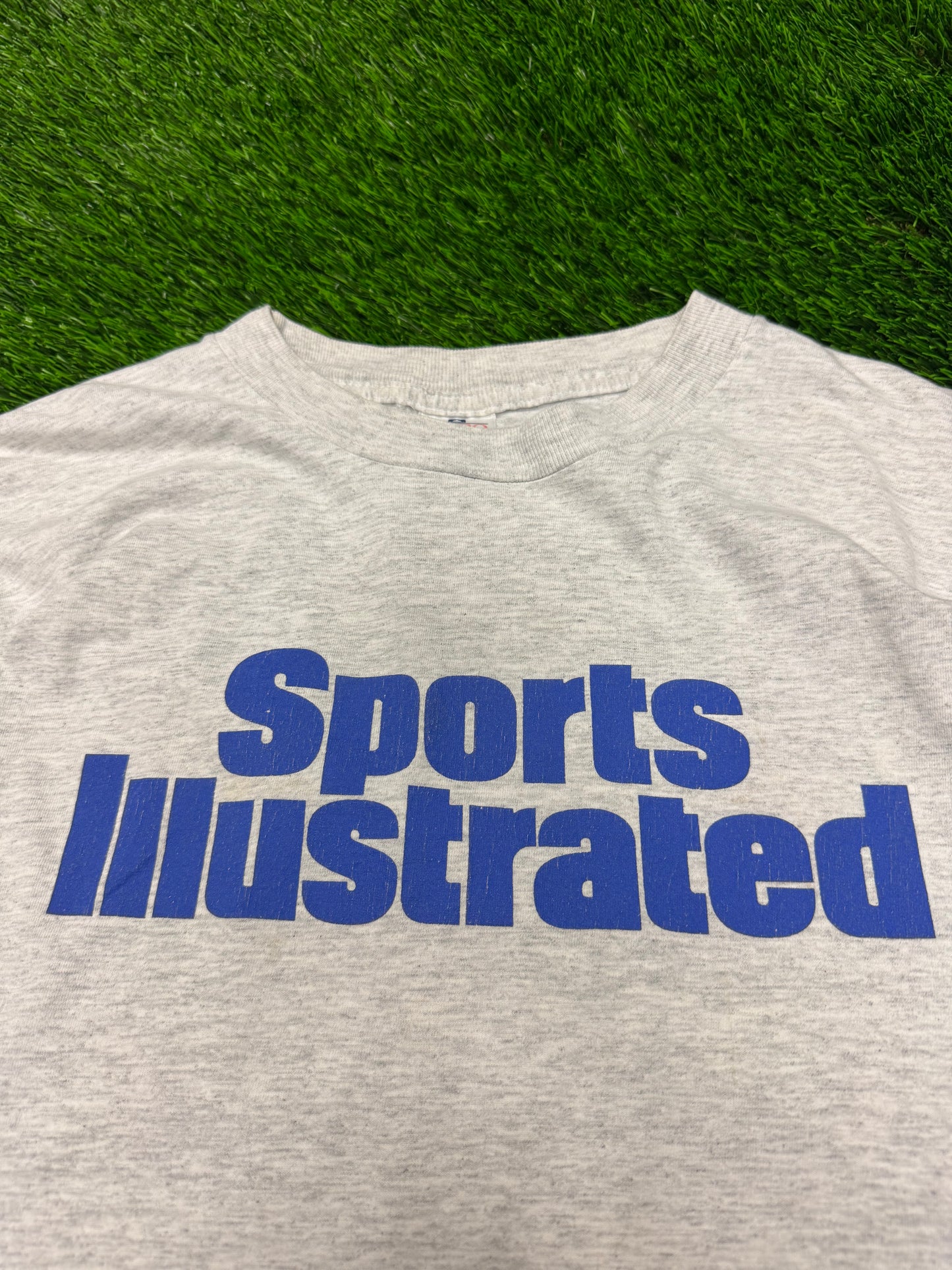 00s Sports Illustrated Spell Out Tee (XL)