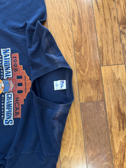 1998 Kentucky Wildcats Vintage NCAA Final Four Cropped Tee (XL)