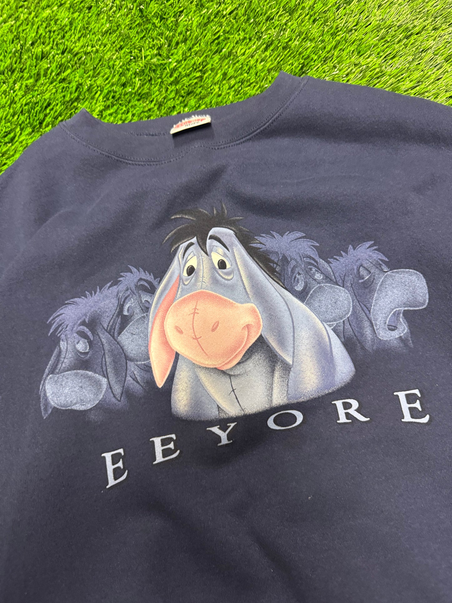 00s Disney Eeyore Character Vintage Crewneck (L)
