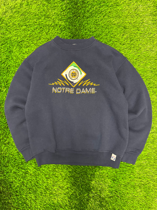 90s Notre Dame University Logo 7 Embroidered Vintage Crewneck (M)