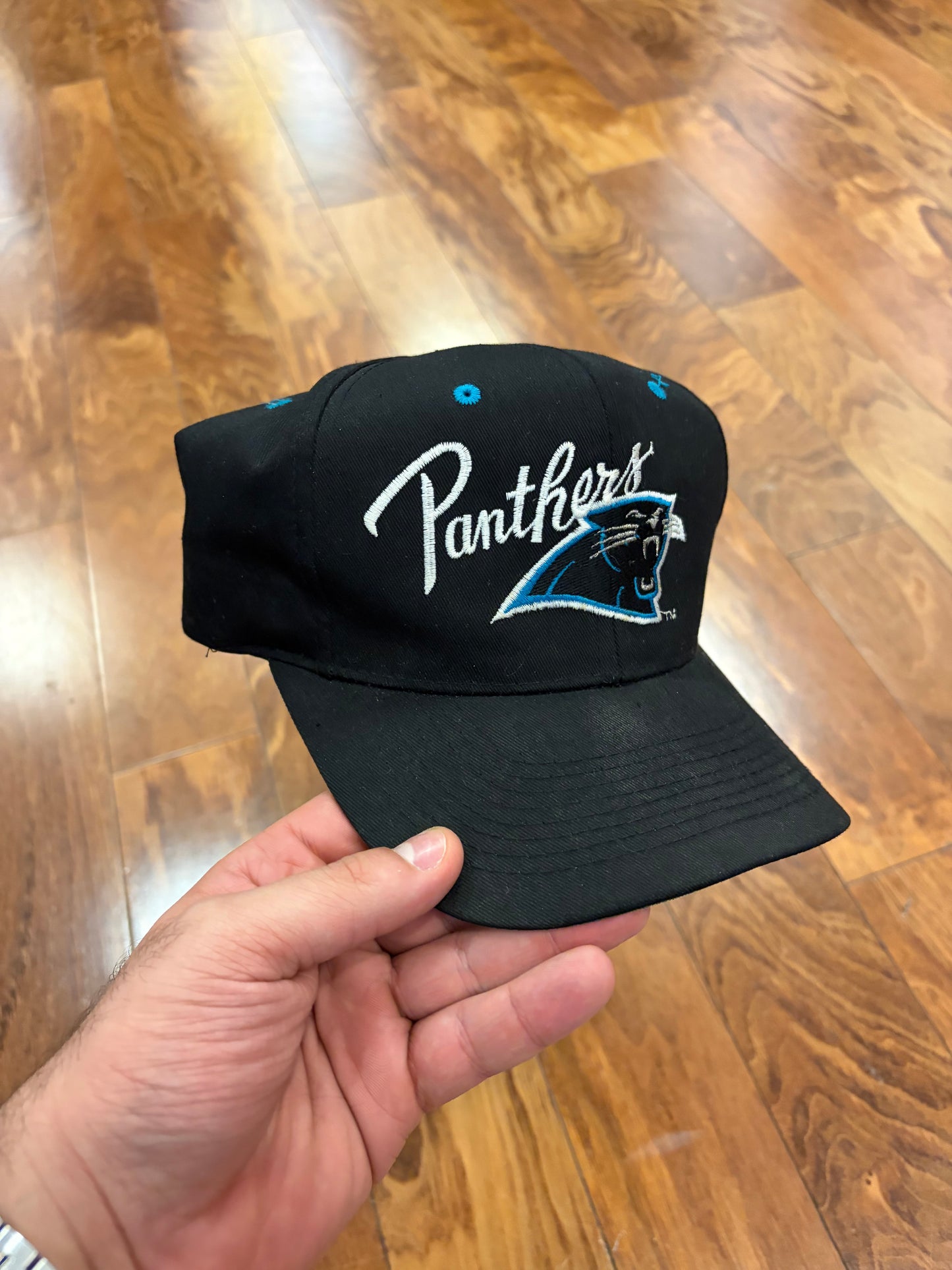 90s Carolina Panthers Black Embroidered Hat (OS)
