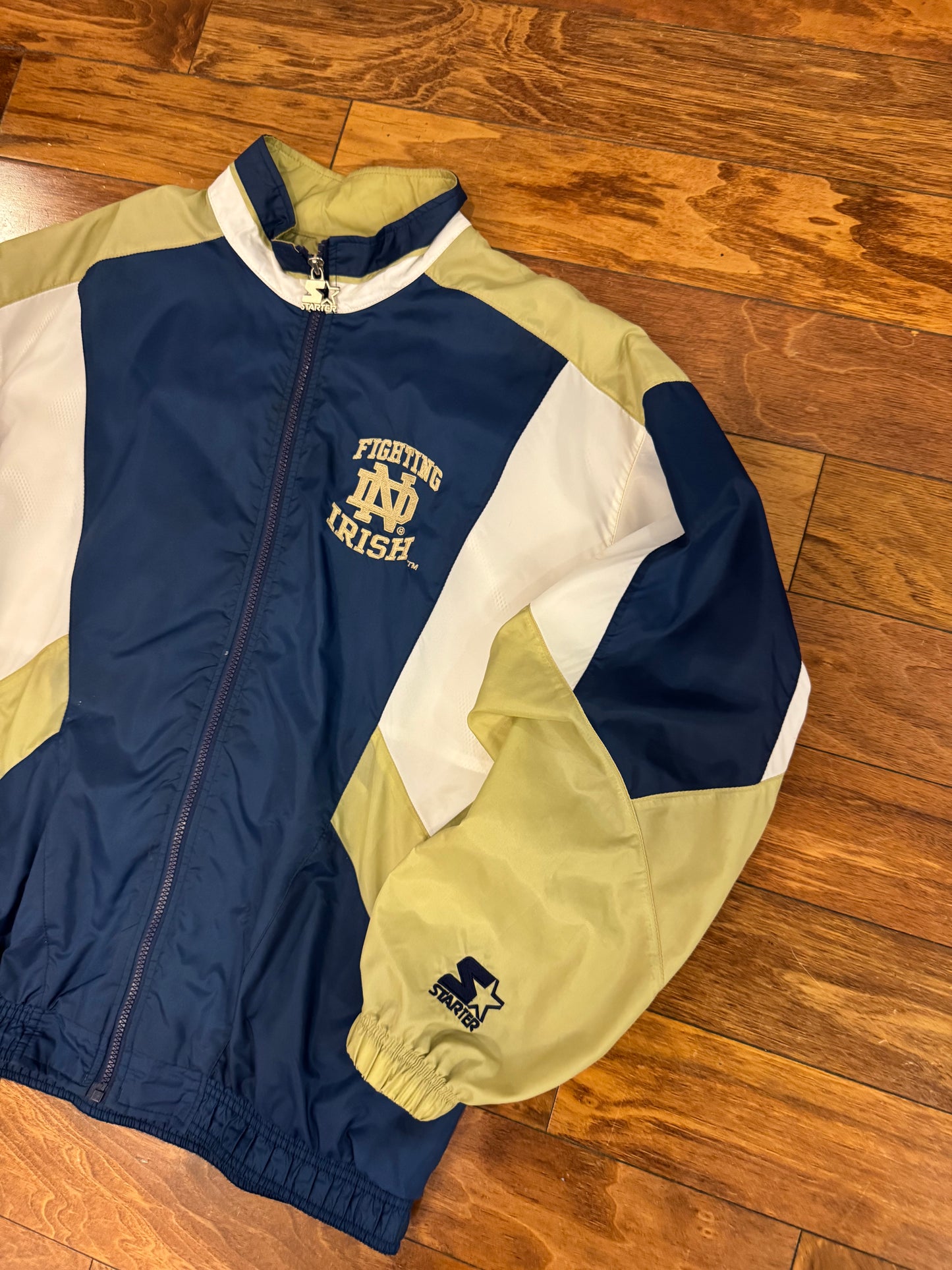 90s University of Notre Dame Starter Embroidered Windbreaker (L)