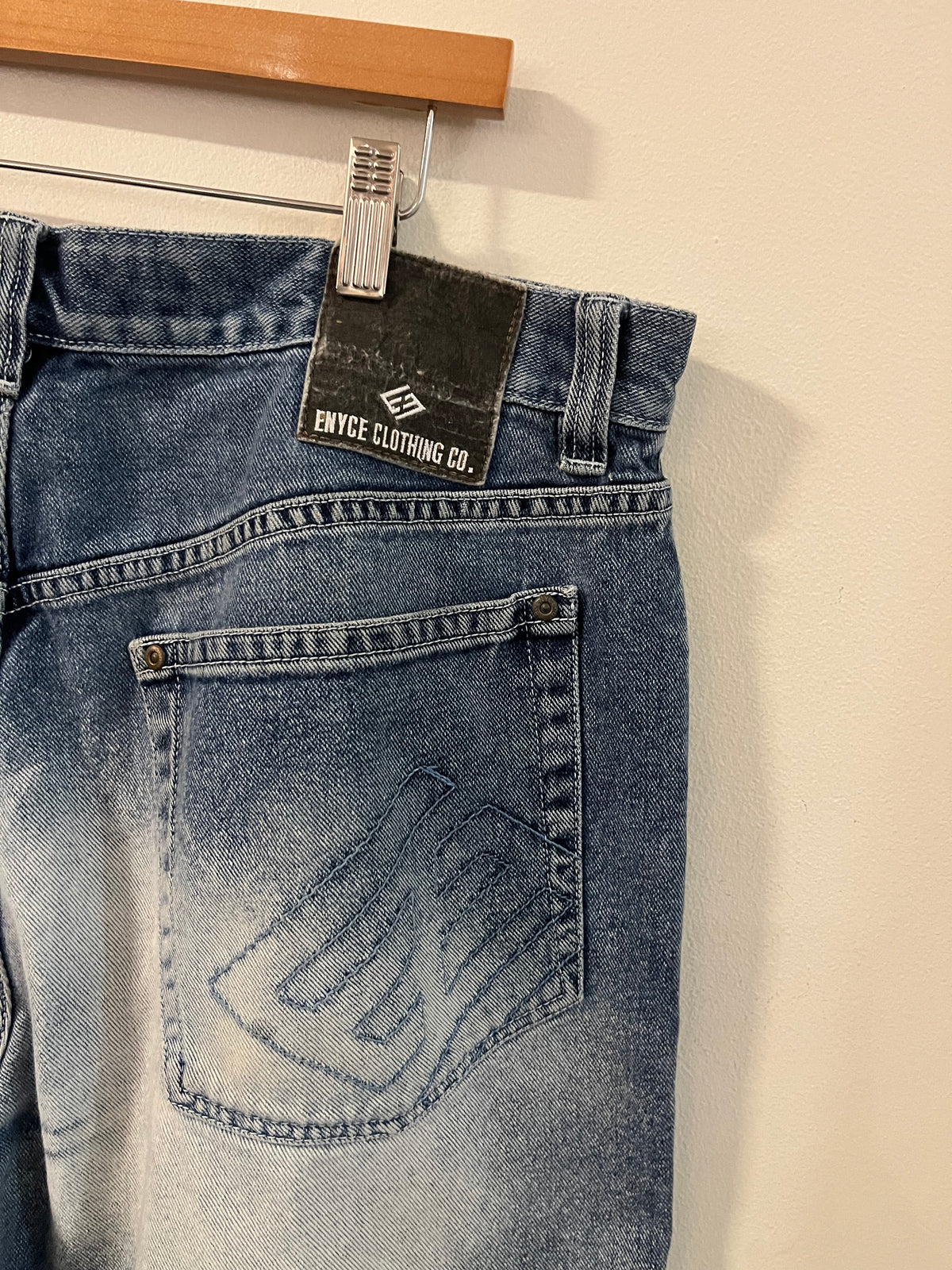 00s Enyce Baggy Faded Blue Shorts (36)