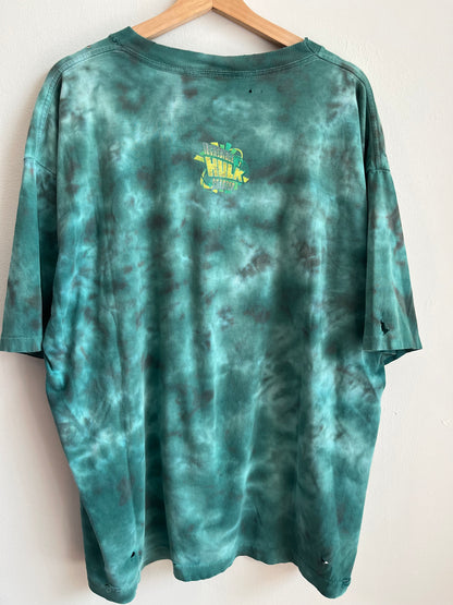 00s The Incredible Hulk Coaster Thrashed Tee (XL)