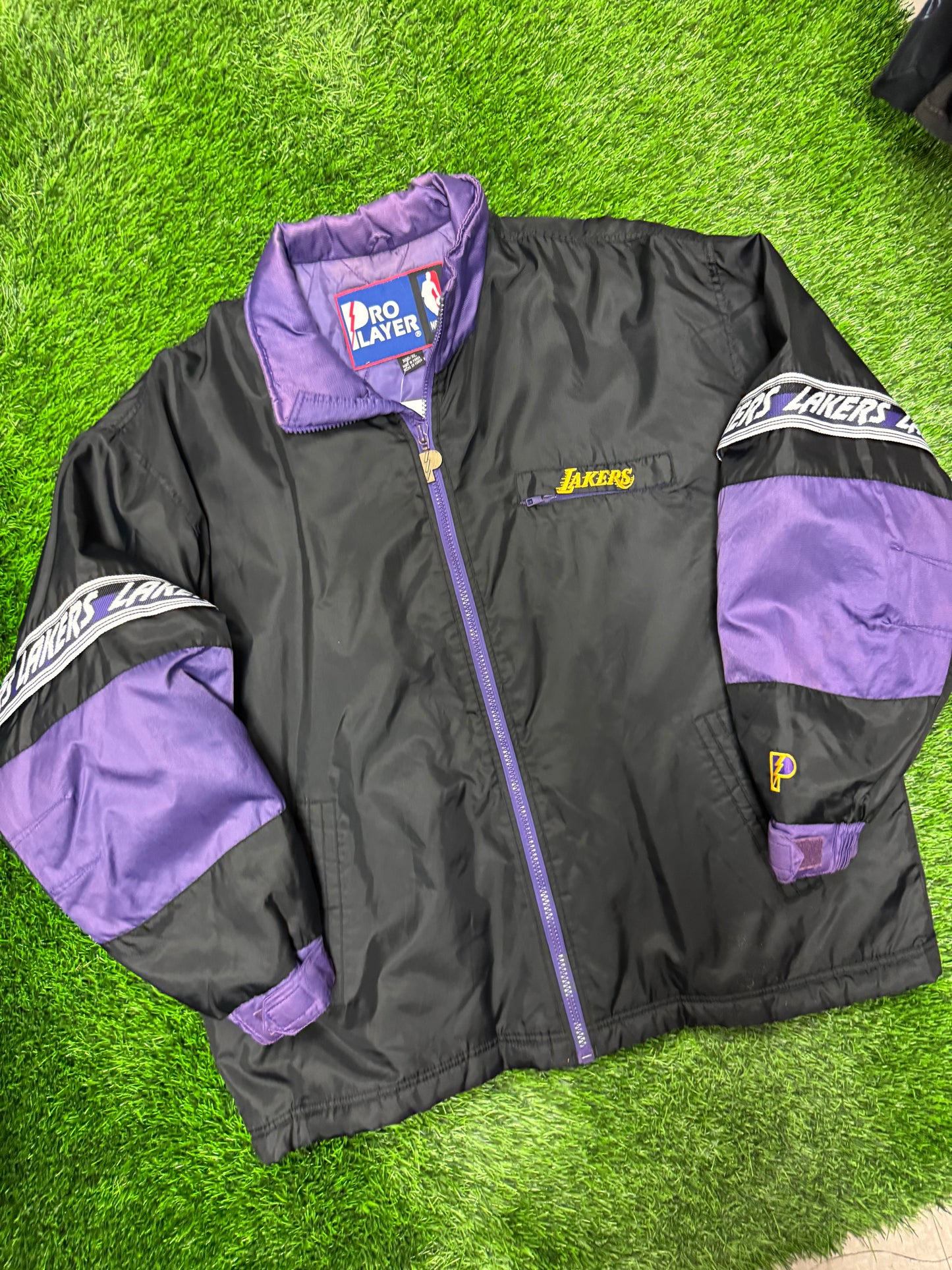 90s Los Angeles Lakers Vintage Pro Player Jacket (XL)