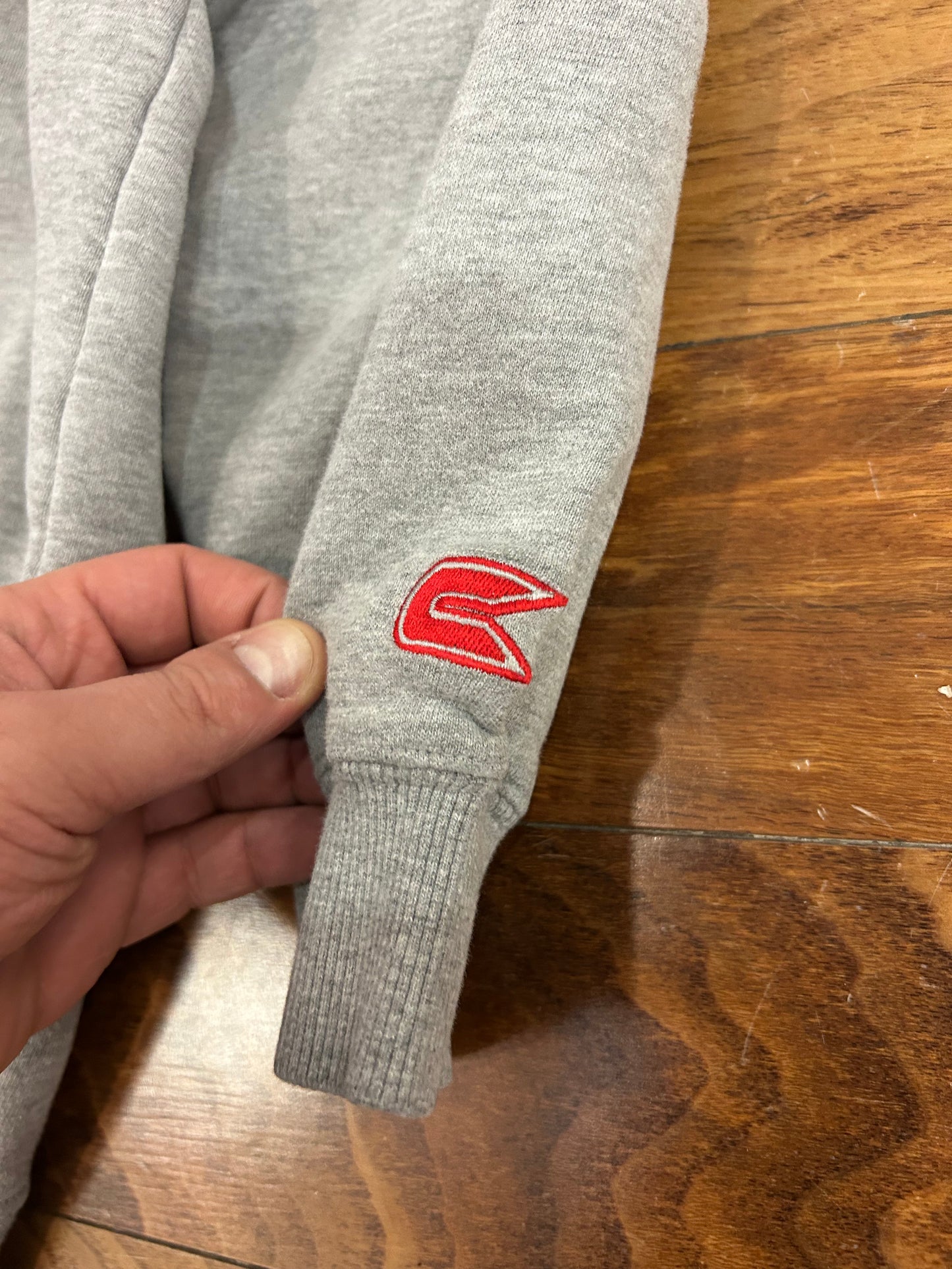 00s NC State Colosseum Embroidered Crewneck (M)
