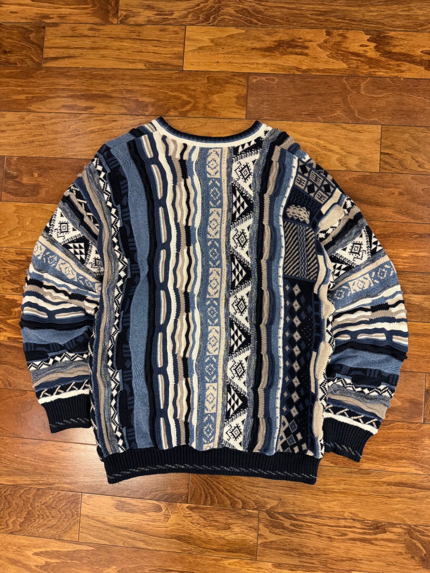 90s Alfani Blue 3D Knit Sweater (XL)